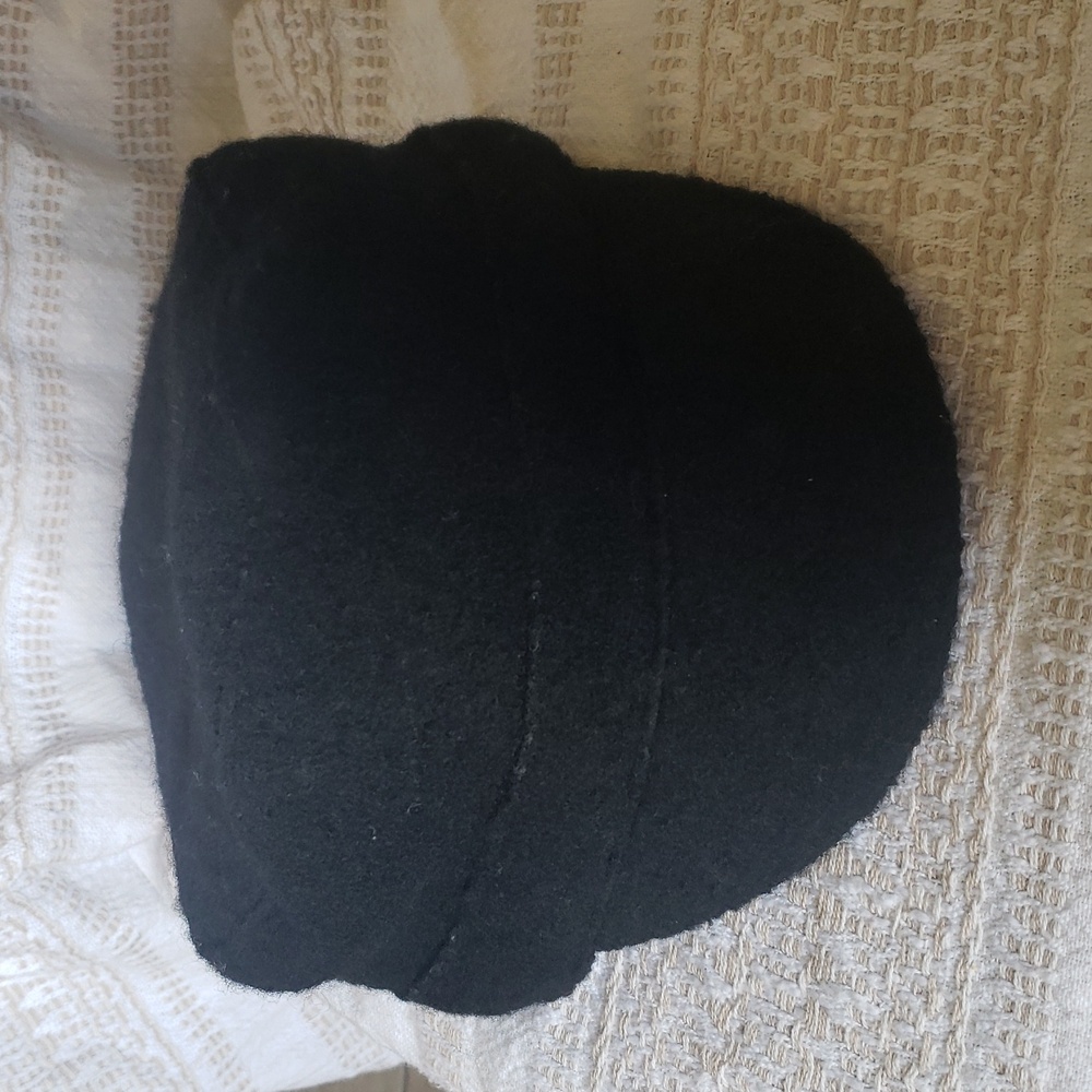 Black Wool Cap One Size - Picture 4 of 10